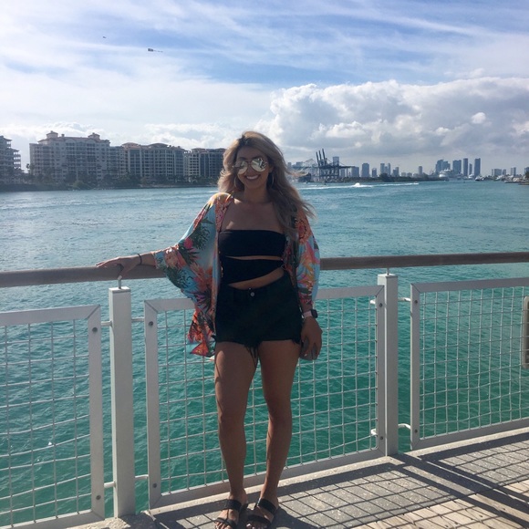 Meet your Posher, POSH AMBASSADOR JEN 💖💫💖🌟💖 - Picture 7 of 8